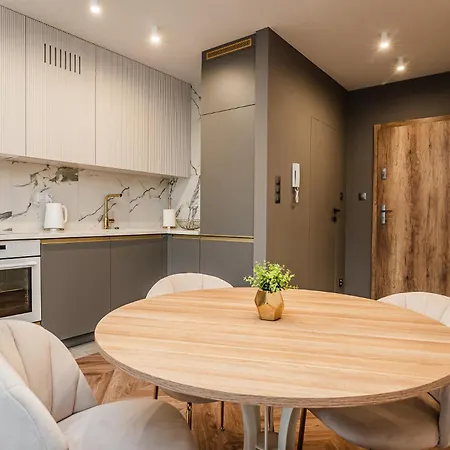 Apartament Aspen * كرينيتسا زدروي